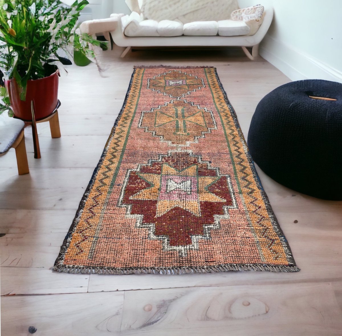 23HomeDesign's tweet image. Traditional Vintage Kurdish Herki Rug  Runner , 290X 95 Cm