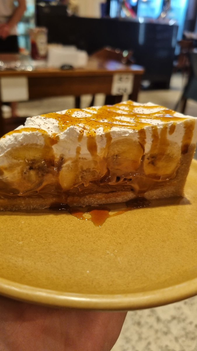 chefdangalhardo's tweet image. Em um Duelo de Doces.

Onde só pode haver UM VENCEDOR.

Quem ganha essa disputa?

Pudim Lisinho x Banoffe.