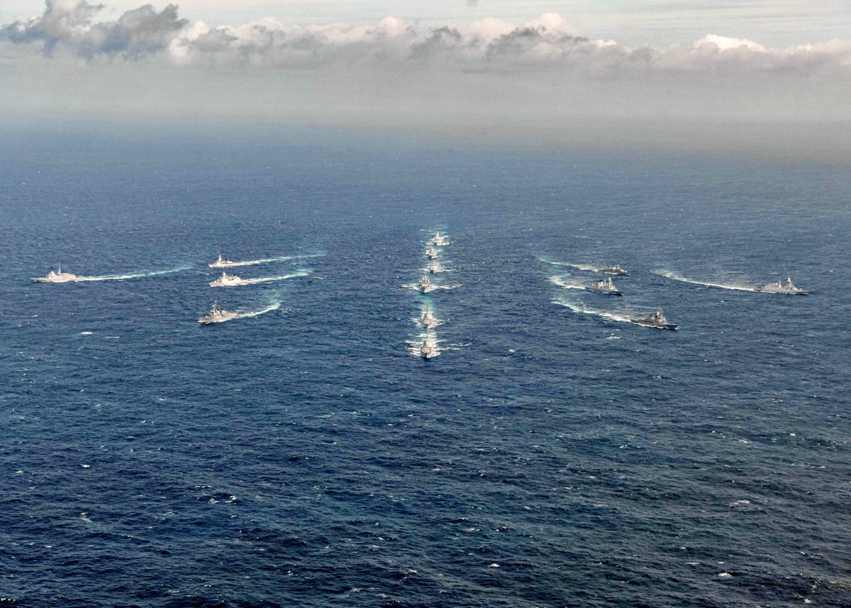 Forsvaret_no's tweet image. The allies are united! All 13 nations play an important role in exercise #FormidableShield23 🛡️⚓️

#WeAreNATO #FOSH23 #StrongerTogether

📸 Photos by RNoN Shea Metzger, US Navy and Royal Navy