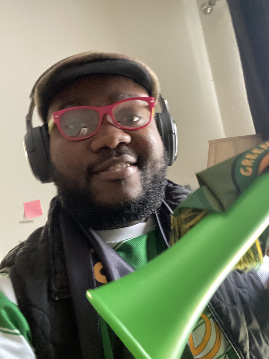 OneAbaBoy's tweet photo. Headed to Durham to cheer for @GreenvilleUtd! Come on you bucks! 🔥🦌

#GoBucks 🦌
#ForOurCity💚
#NPSL https://t.co/CqBNecrvoX