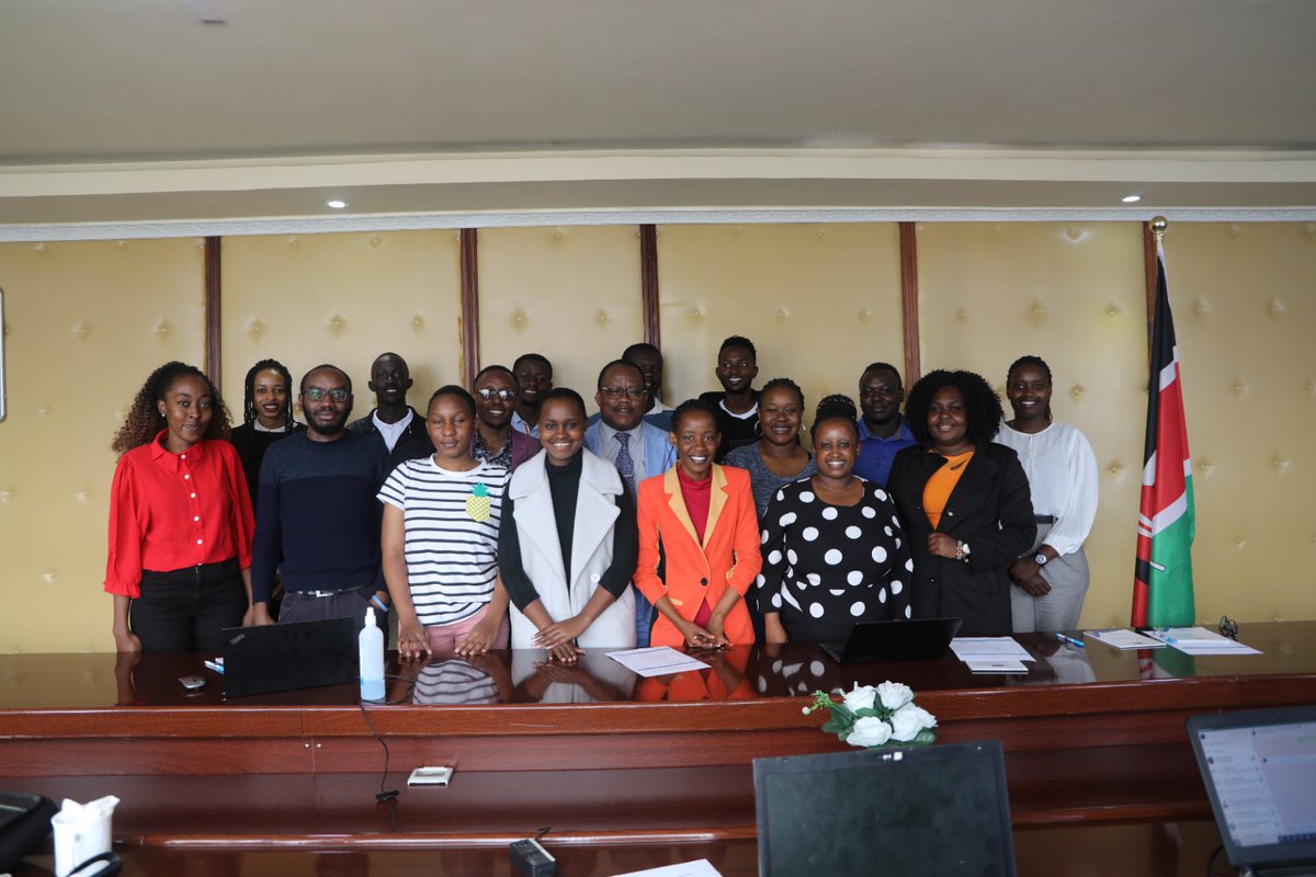 UnescoYouthKe's tweet photo. Early today, @UnescoYouthKe members were trained on access to the Online Public Access Catalogue (OPAC), utilization of the subscribed electronic resources, and access to the My Library on Fingertips (MYLOFT) software. 
#UnescoYouthKe 
1/2 https://t.co/is7wGUHV36