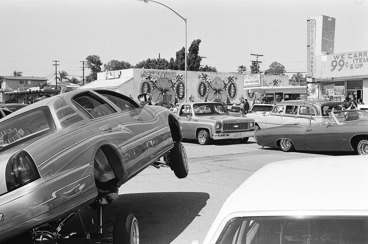 EscobarBandy's tweet photo. Reo drive 📍 
#SanDiego #daygo #filmphotography #35mmfilm #lowriders https://t.co/rDHdaboiss