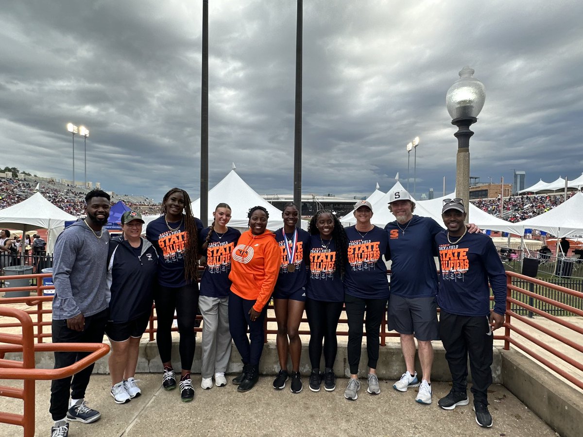 coachquicknick's tweet photo. Forever True. ๐ค๐ฝ๐
Some of my favorites & forever ๐โs Congratulations to Hannah Love on her Bronze medal in the 100M๐ฅ & Favor Anyanwu on getting the opportunity to defend her State title in the Shot Put! Sachse T&F is in GREAT hands @coachPattersonA โผ๏ธ
#SachseU x #GISDPRODUCT https://t.co/BKft2FyKsG