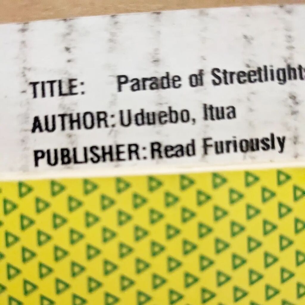 Look what just arrived at the office this morning. It's going to be a good day.

Just a few more weeks until we release Parade of Streetlights to the world! 

#ReadFuriously #FuriousReaders #behindthescenes #debutbook #ParadeofStreetlights #NYCBooks #NYC… instagr.am/p/CsT18TAO5Ks/