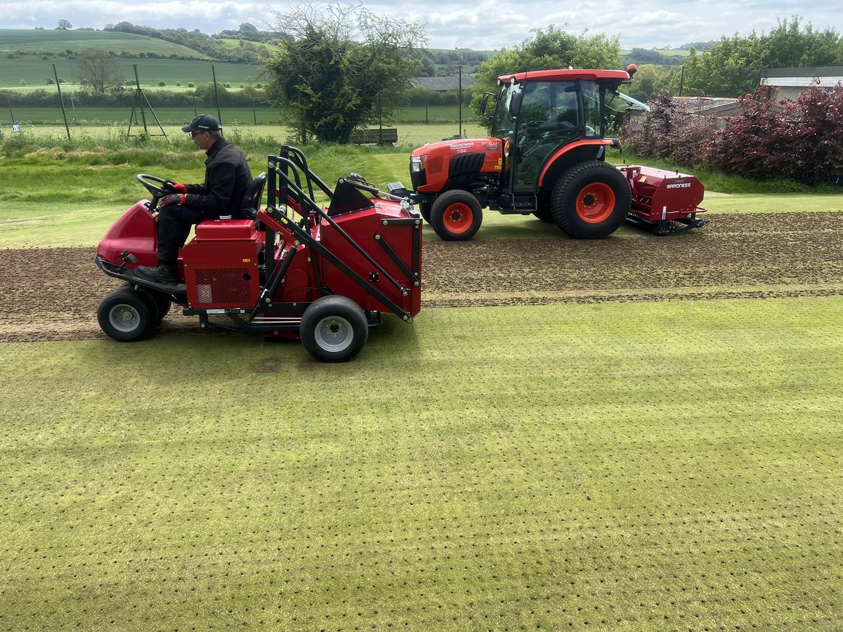 baronessuk's tweet image. Another fantastic “Cut, Core, Collect, &amp;amp; Roll” day for @baronessuk this time with @ListerWilderGC @OgbourneDownsGC
