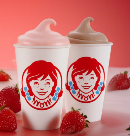 DrewTydeman's tweet image. Now that the hot weather is here. My girls are demanding that I take them to @Wendys to get a Strawberry Frosty! Its the perfect tasty treat to keep you cool this summer!