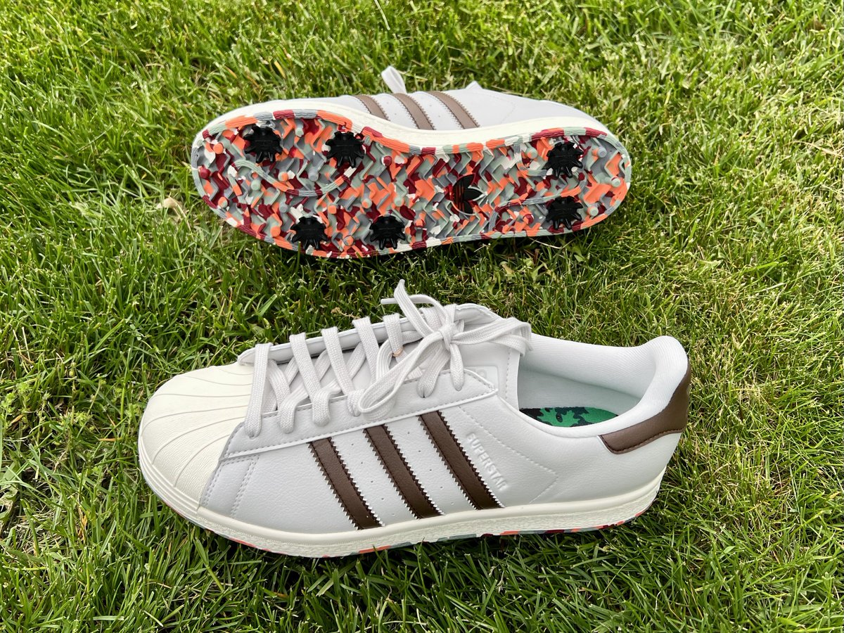 PGAPappas's tweet image. 🚨 PGAPappas PGA Championship Adidas Golf Icons GIVEAWAY 🚨

🔥 New 2023 Adidas Limited Edition Icons Pack Golf Shoes 👀

(You Choose Superstar Golf, Samba Golf, or Stan Smith Golf) #PGAChampionship 

To enter:
✅ Retweet
✅ Follow @PGAPappas and @adidas
