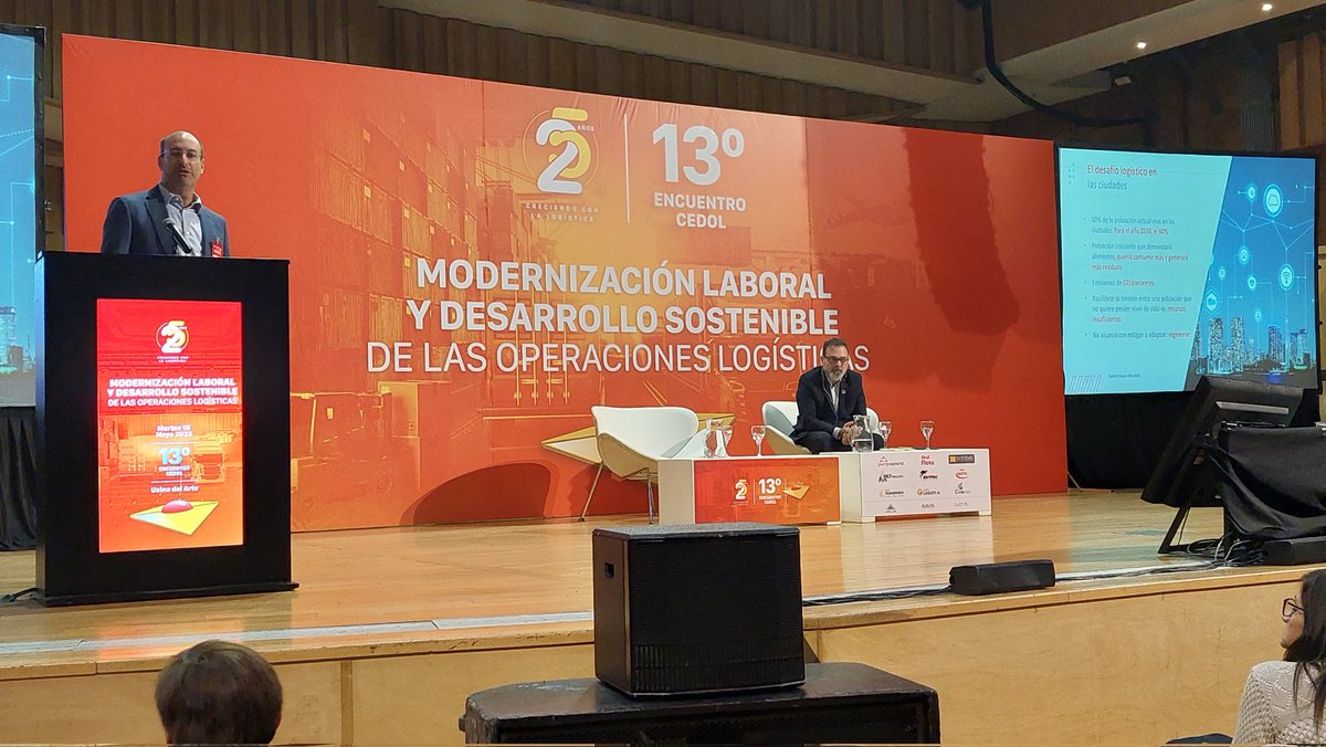 Encuentro de @CEDOL
Logística y Sustentabilidad: una gestión impostergable.
Carlos Cirimelo CEO de <a href="/AndreaniOk/">Andreani</a> y Presidente de Pacto Global Argentina y Flavio Fuertes Director de Pacto Global Argentina.
Estamos frente a una oportunidad para la agenda de mediano plazo.