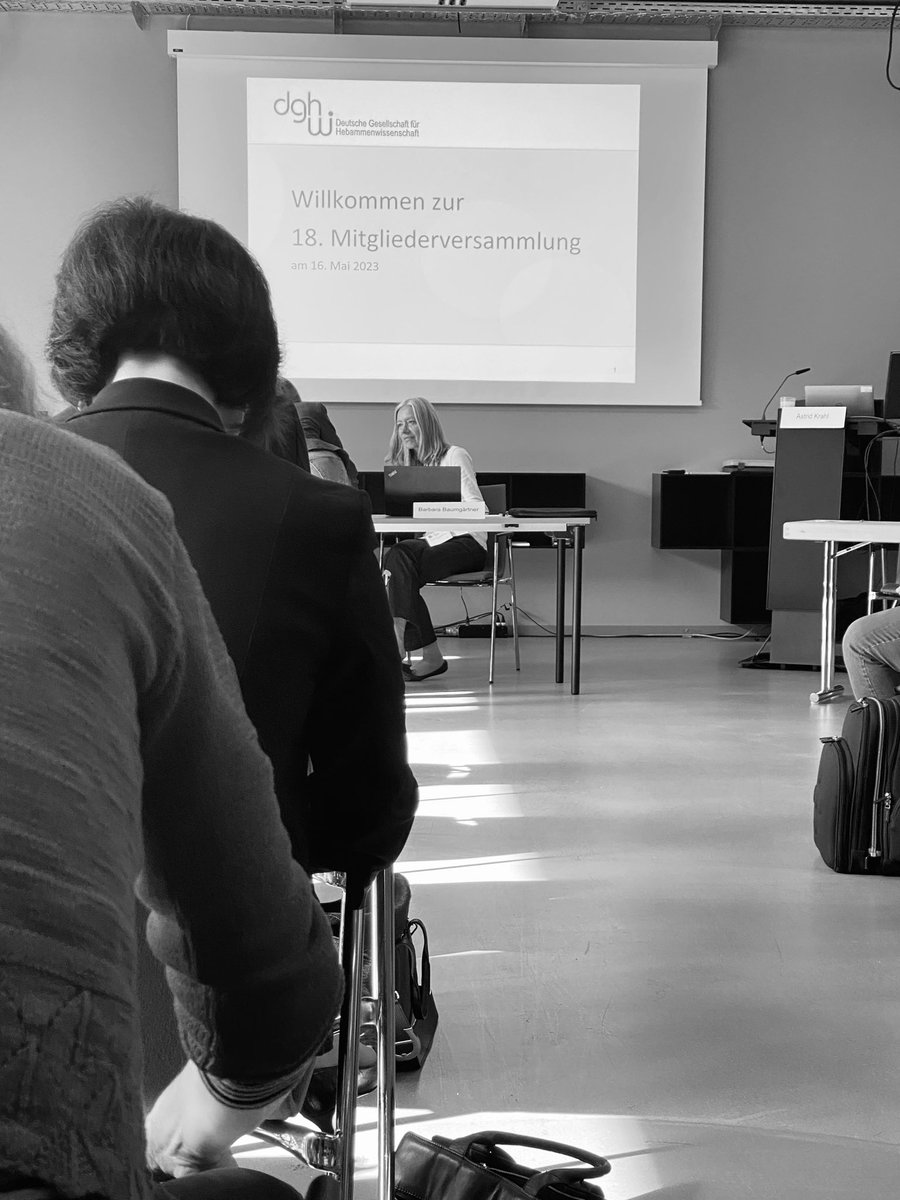 Zum ersten Mal bei der <a href="/dghwi_ev/">DGHWi</a> MV dabei. Gratulation an das neue Präsidium! Ich freue mich auf das neue Forum für Zusammenarbeit und Austausch!