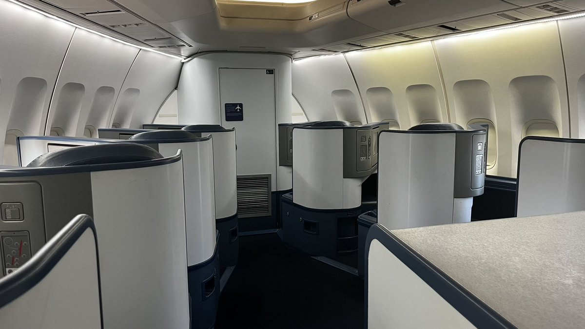 Shun31348837's tweet photo. しばらくしたら中にも入れた
#DeltaFlightMuseum https://t.co/Q7Tlvasw4h