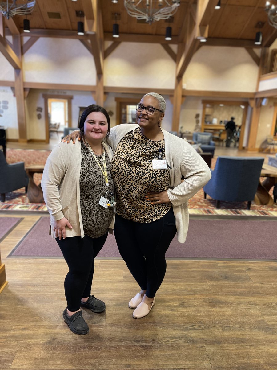 #TwinningTuesday 👯‍♀️ We love matching our friends!

#Twins #SeniorLiving #AssistedLivingCommunity #AssistedLiving #MenorahPark #ExcellenceInCaring