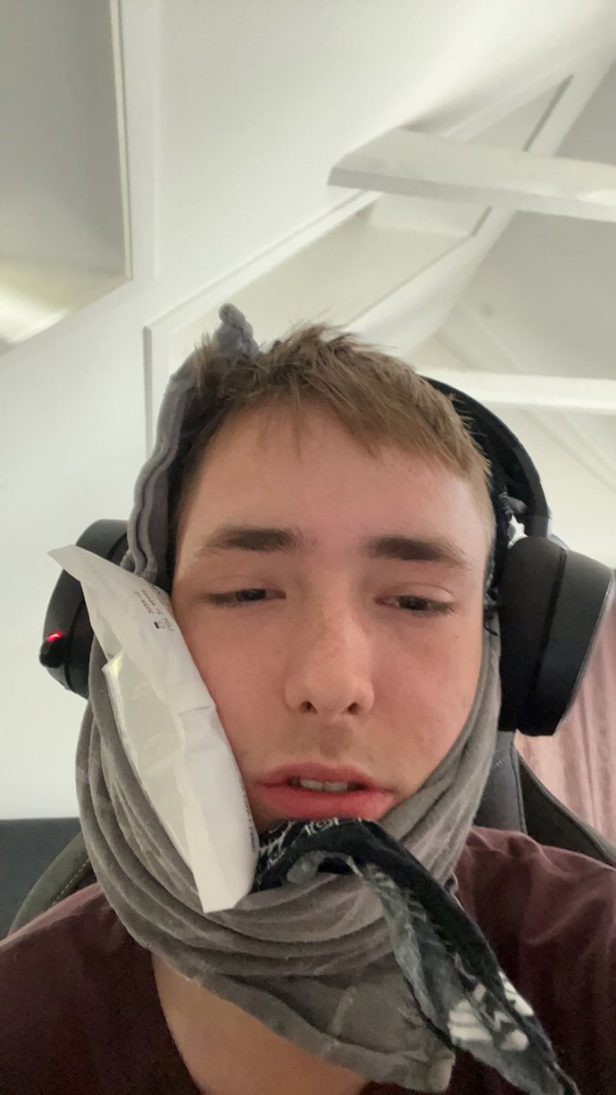 KCP Gnaske on Twitter "Got tooth removed, no stream today"