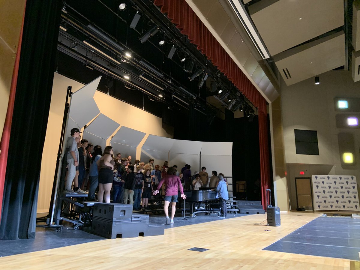 PACK THE PAC FOR OUR LAST CONCERT OF THE YEAR!!! 7:00 PM TODAY💜🎼