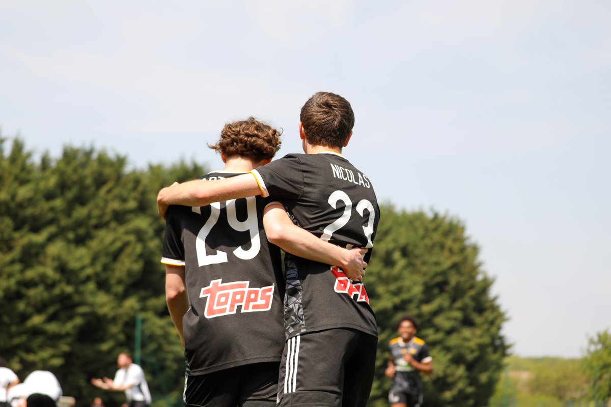 VinskyFC's tweet photo. Suite à la belle victoire de ce Week-end, l'équipe est désormais à un total de 𝟲𝟵 𝗯𝘂𝘁𝘀 💥 en championnat cette saison 🏆
📸@Gwladysduteil #VinskyFC https://t.co/0QUA7FDXvk