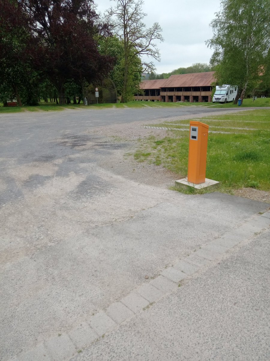 FrankWeise5's tweet photo. Mein #BadSulza II
#CaravanParkplätze 
#Gradierwerk das noch immer funktioniert https://t.co/WCbM7xPOKU