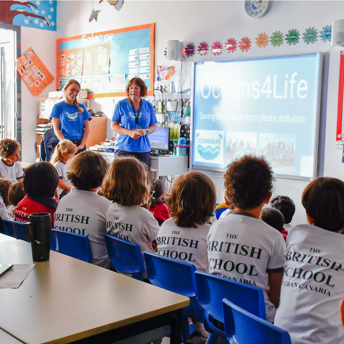 Year 1 and Year 2 had a talk from "Oceans4Life" about recycling, avoiding single use plastics and how to take care of our planet. After that Year 1 learned about re-using objects to give them a second-life.