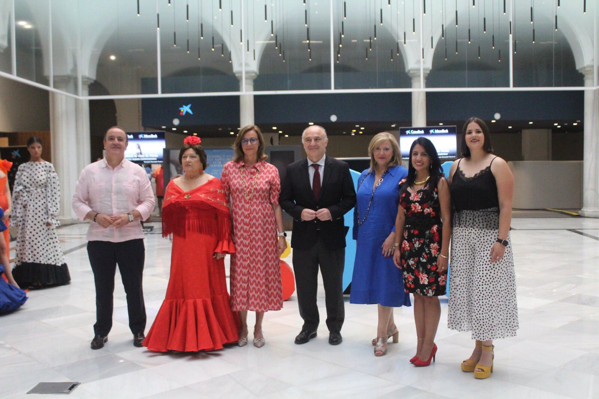 FranPaezSev's tweet image. ⏩️ Muchas son las mujeres emprendedoras que han podido poner en marcha sus proyectos a través de la línea de microcréditos #MicroBank de @caixabank.

🟡 Desde el @Ayto_Sevilla, a través de @SVQ_Emprende, seguiremos trabajando para facilitar el #emprendimiento en #Sevilla.