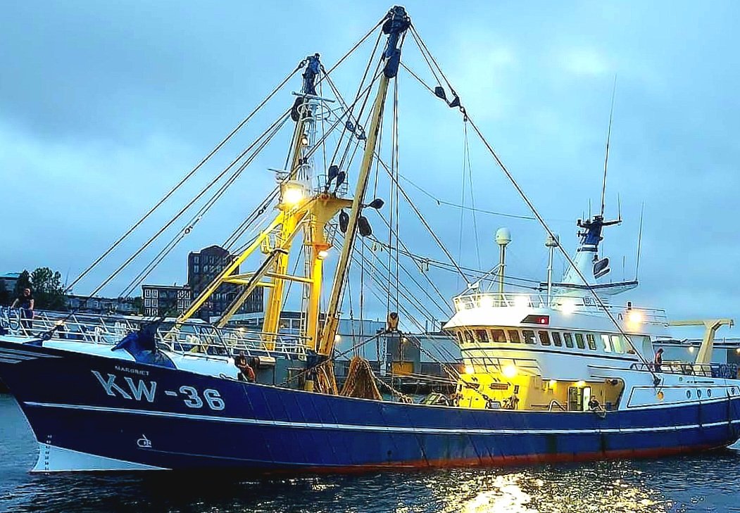 KW-36 stopt ook. Het houdt maar niet op met de kaalslag van onze trotse vissersvloot. Machinist Dick van der Plas schrijft op Facebook: "Bijzonder dat dit allemaal kan. Sta je opeens zomaar op straat als je lust en je leven wordt afgepakt."
