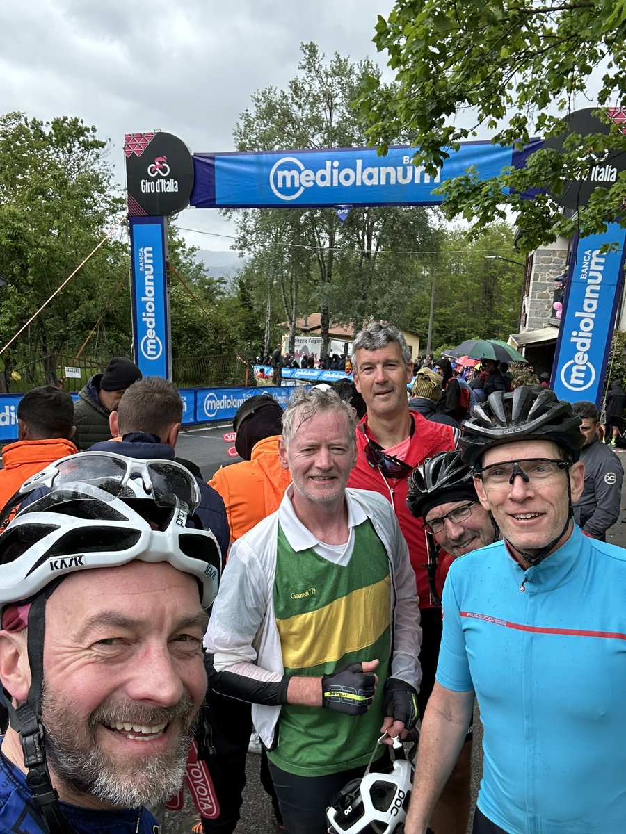 Russ213's tweet photo. #giroditalia2023 #goG @GeraintThomas86 https://t.co/GBhMJBkjY4