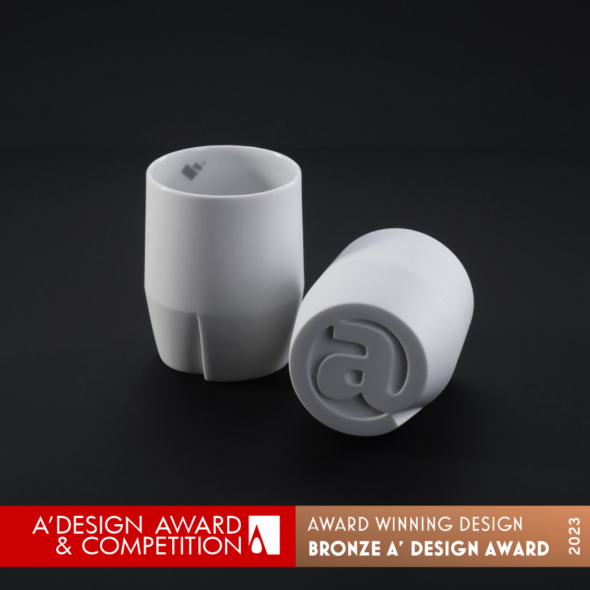 parachutetype's tweet photo. What? Another award? 💫 We are thrilled to announce that our M@G is officially a Bronze Design Award winner for 2022 - 2023! Thank u @adesignaward <3

#typography #typedesign #design #parachutetypefoundry #parachutetype #parachutefonts #adesignaward https://t.co/CyZCxz9ZM7