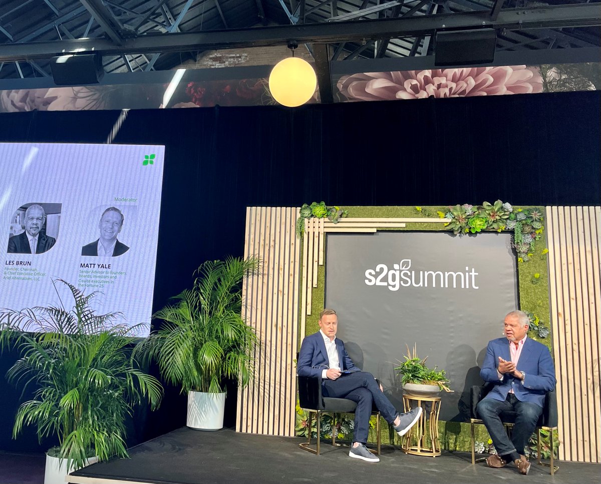 ArielAlts's tweet photo. Our CEO Leslie Brun took the stage at the @seed2growth Summit to share #ProjectBlack's contribution to the theme of “disruption.”

We’re grateful to Matt Yale—a former @Arielinvests teammate—for moderating the conversation. #S2GSummit #PrivateEquity https://t.co/SBx9PDEUMp