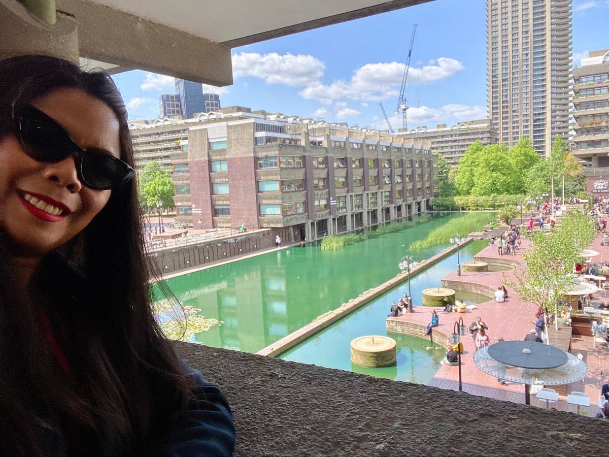 cjkodare's tweet photo. Starting my first talk about my Azure migration journey and lessons learned @sddconf soon.
I really like and enjoyed having the time to look around @BarbicanCentre ” - indoors and outdoors ☀️
#sddconf #barbiccancentre https://t.co/5mXyhrEIrT