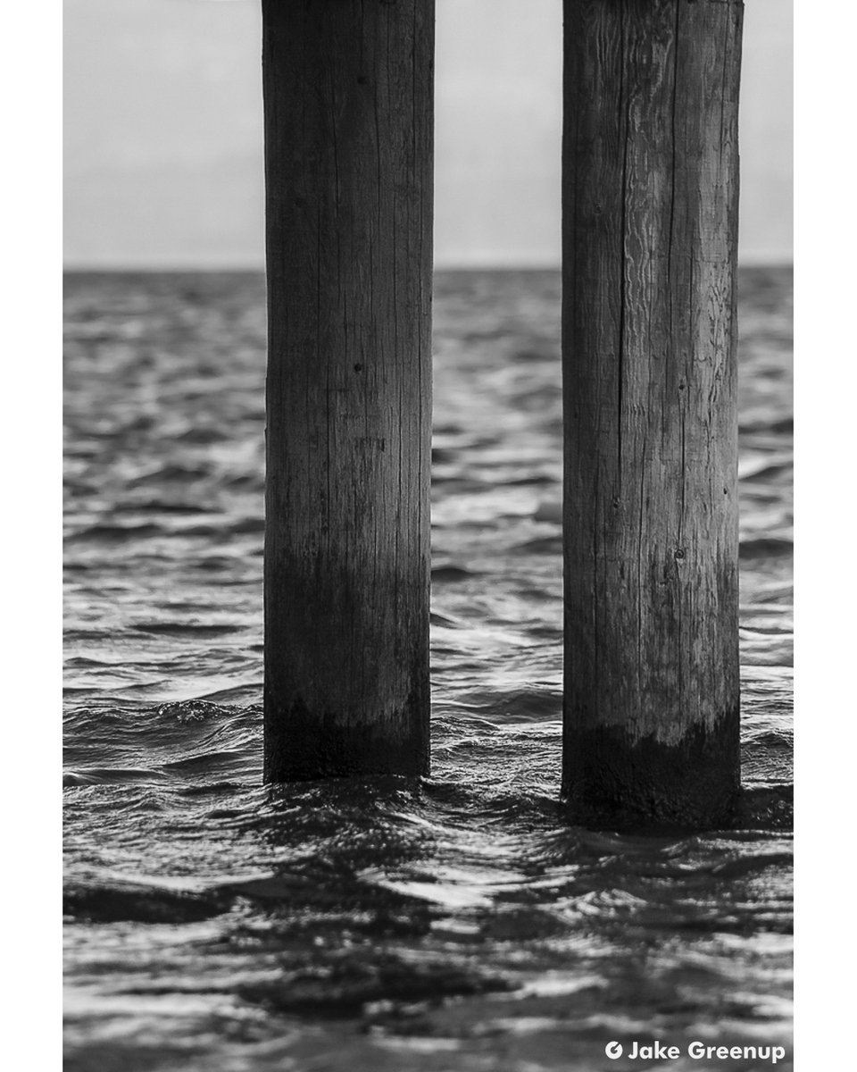 “Dock Pilings in Okanagan Lake”

1/2000,  f/5.6, ISO 1000, @ 210 mm
.
.
.
#landscape #landscapephotography #landscapephoto #lake #lakelife #okanaganlake #okanaganlife #stormy #stormyseas #dock #docks #docklife #dockpilings #pilings #canadianlandscape #canadianlandscapes