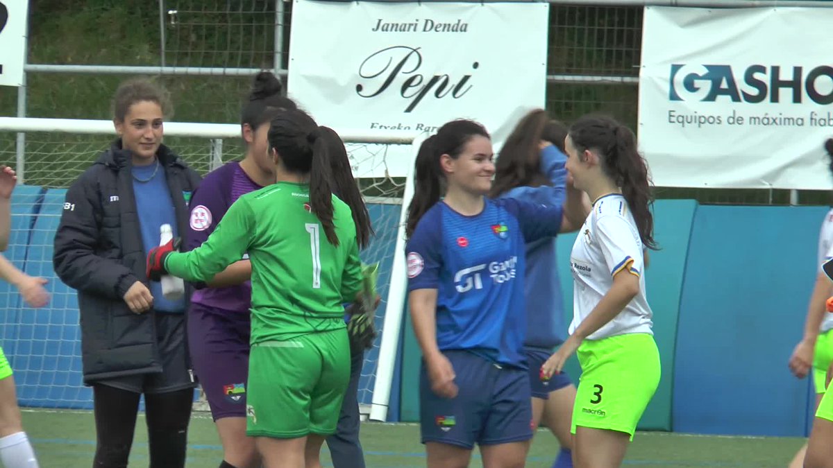 28_kanala's tweet photo. Tolosa CFk azken hilabeteetako lan onari esker  lortu du mailari eustea. 
@tolosacf_   
#tolosa #futbola #kirolak
https://t.co/AyevRCH9SQ https://t.co/zs1EXuhQYS