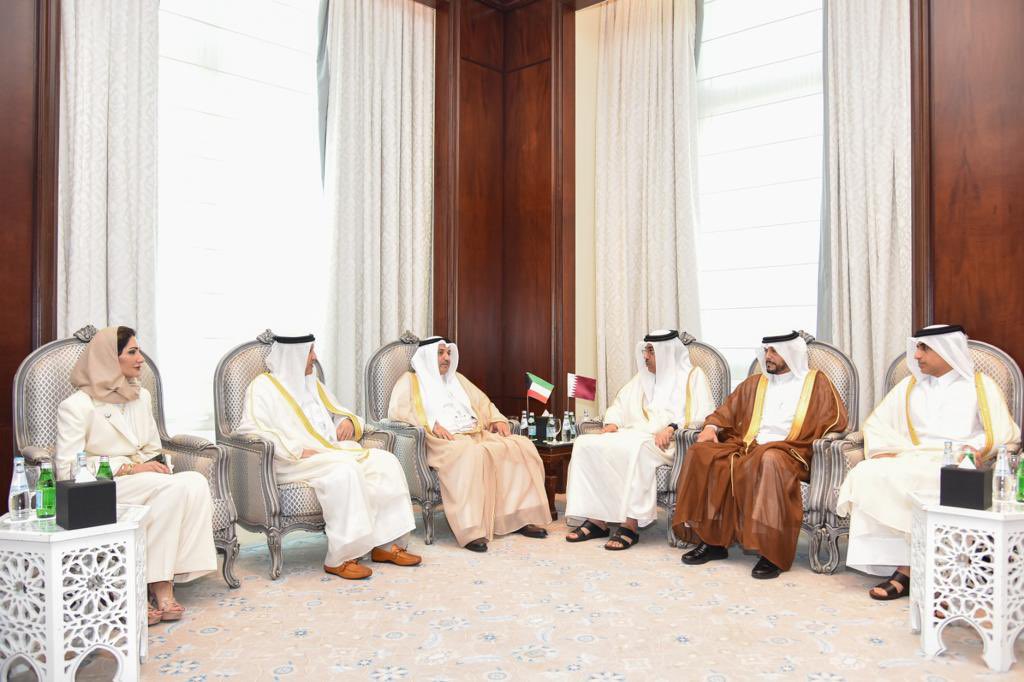 MOLQTR's tweet photo. اجتمع سعادة الدكتور علي بن صميخ المري وزير العمل، مع معالي الدكتور عامر بن محمد علي محمد، وزير العدل ووزير الاوقاف والشؤون الإسلامية، ورئيس اللجنة الوطنية لمكافحة الاتجار بالأشخاص، بدولة الكويت، بحثا أوجه تعزيز التعاون المشترك بمكافحة الاتجار بالبشر.
#وزارة_العمل https://t.co/Ks7AdmeXht