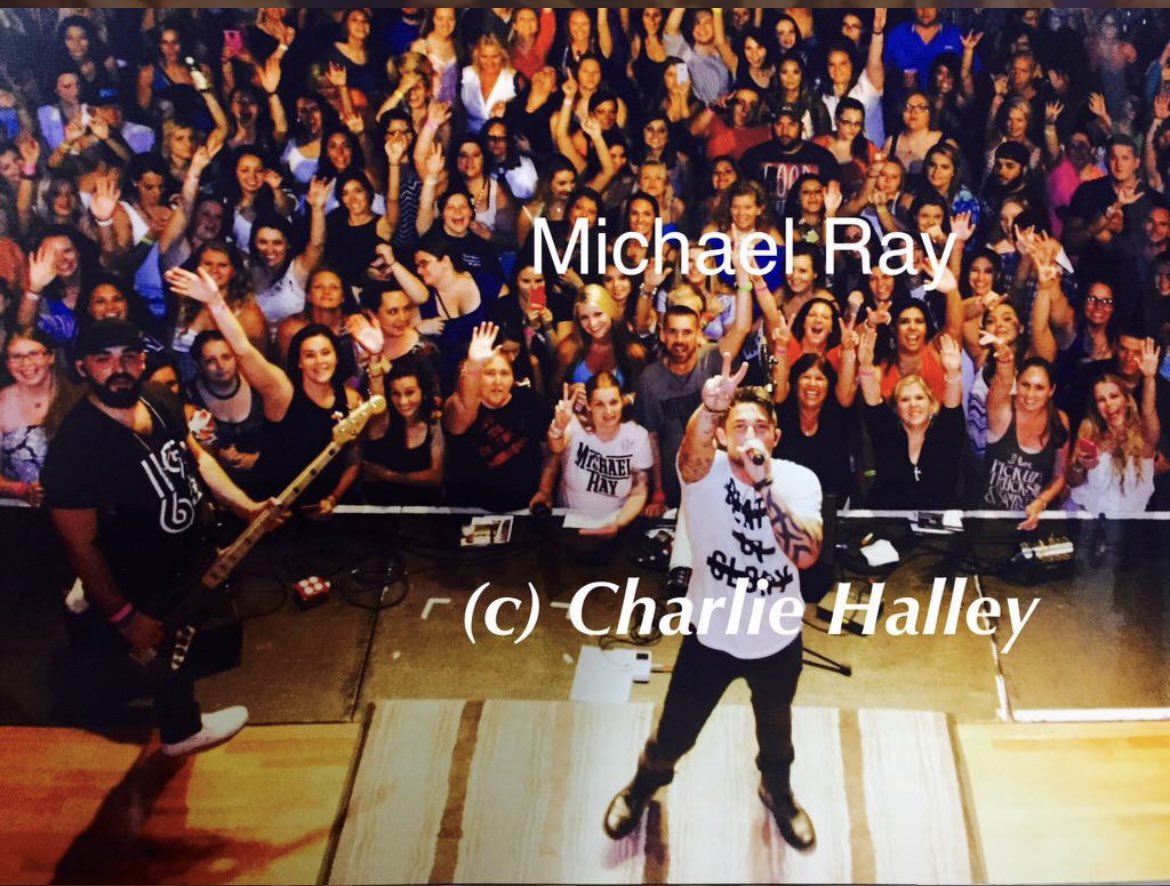 Were you there? #goodtimes w/ <a href="/Michaelraymusic/">Michael Ray</a> #Reminiscing