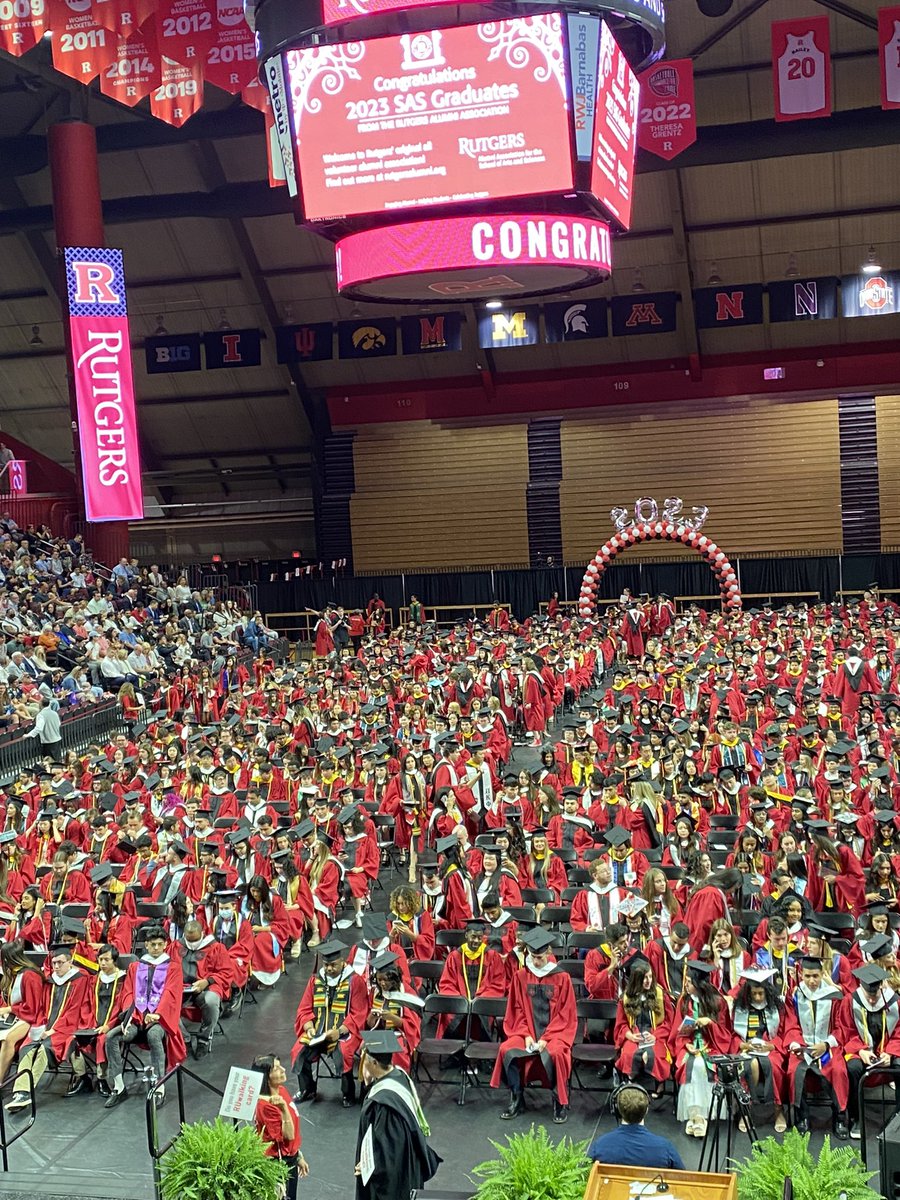 Full house at SAS 2023 Convocation!
Congrats to all the grads!