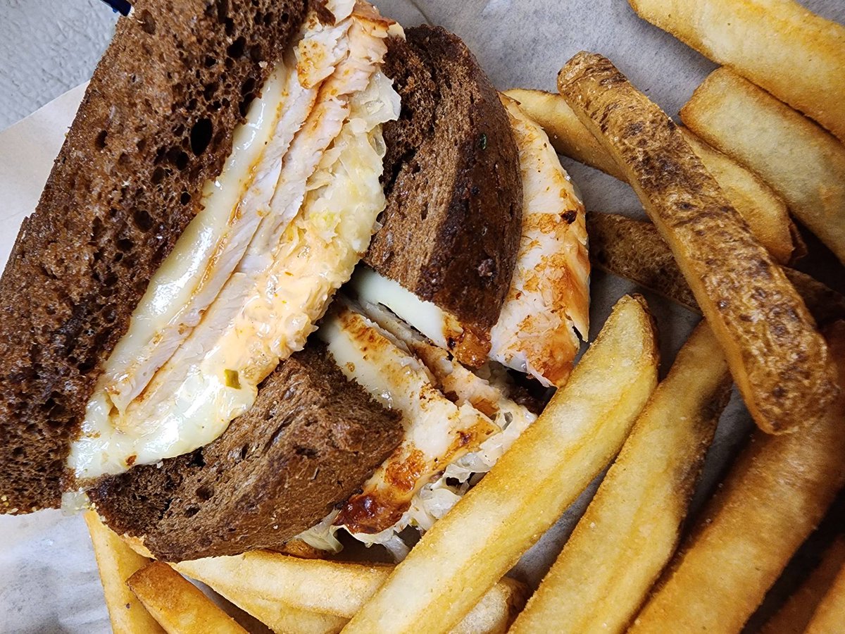 Are you a Reuben or a Rachel fan?
Pair either with one of our 36 tap beers... You can't choose wrong! 

#CrookedPintMPLS