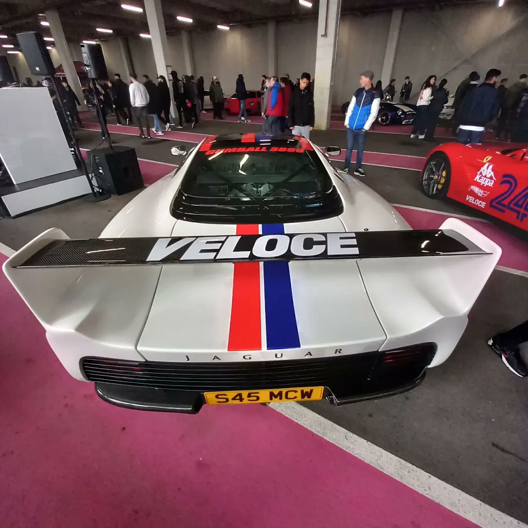 #tailendtuesday with @mrgumball3000 Jaguar XJ220 on the @gumball3000 stand at @petrolheadonism.club !!
#tailendtuesday #Jaguar #xj220 #gumball3000 #gumballlife #gumballfamily #edinburghtoportmontnegro #weare23 #hypercars #supercars #classiccars #roadrally #adventure