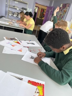 Llanwern_High's tweet photo. The Y5 pupils from Alway Primary spent the morning at Llanwern yesterday learning a new art technique with art teacher Mrs Douglas.  As usual the pupils were amazing and produced some fantastic work. https://t.co/fOLP8sCK0K