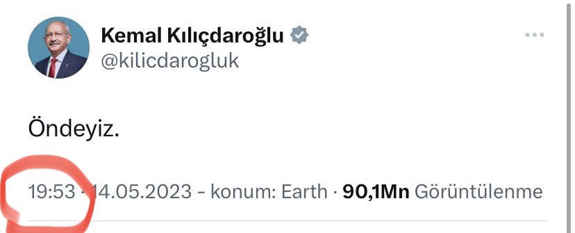 OguzKhanTweets's tweet photo. Bakın nasıl hiç utanmadan yalan söylemiş Kemal Kılıçdaroğlu.

Kendi ajansları ANKA, seçim gecesi CHP’ye aktardıkları verileri dakika dakika açıkladı.

“öndeyiz” tweeti attığı saat 19:53’te aslında önündeki Anka Haber Ajansı’nın verisi şöyle: 

KK      : 43,99
RTE    : 50,65 https://t.co/B8sEnIMPP4