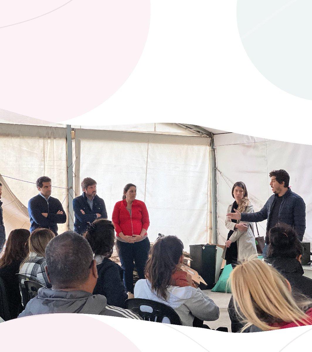 GDFE_Arg's tweet photo. El Laboratorio Público-Privado del #GDFE junto a @InnovacionLocal (RIL), y con el apoyo de @FundacionAVINA, @Citi, @_GrupoMitre y en articulación con el @gcba, realizó la intervención de 4 espacios verdes comunitarios localizados en los edificios nuevos desarrollados por el IVC. https://t.co/1EXvMHhBG3