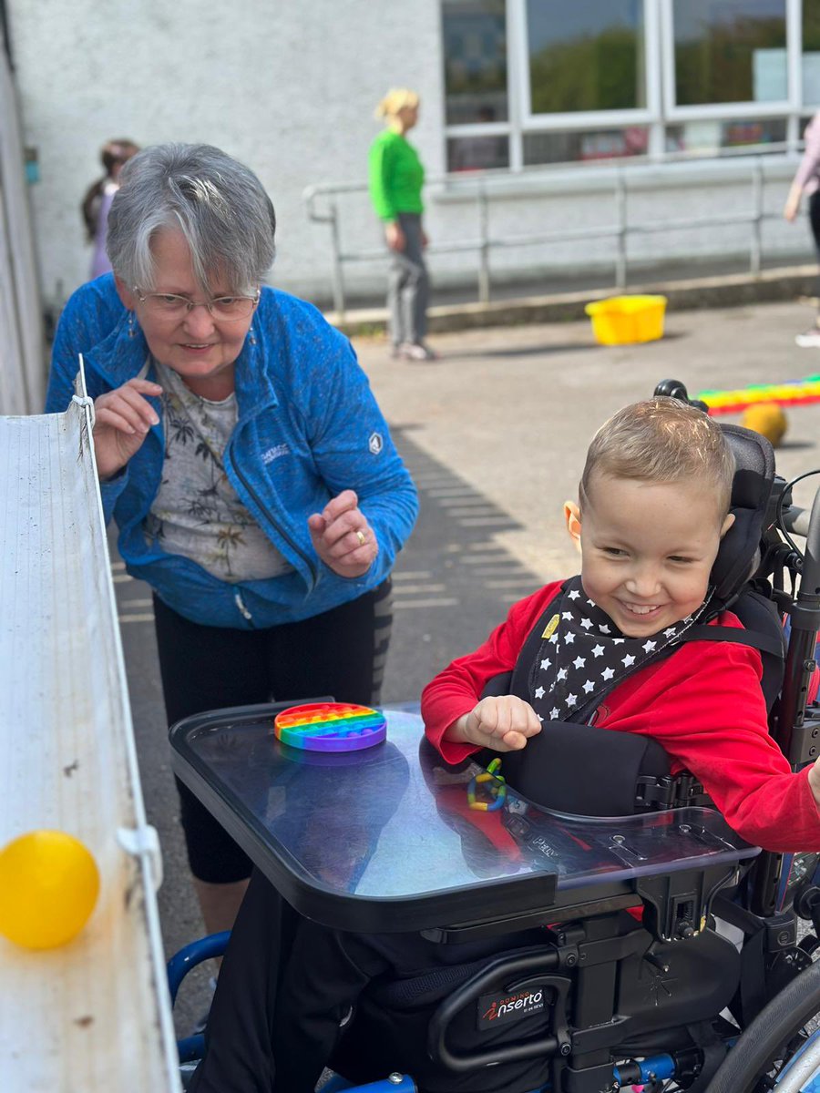 Super Saturday in Killygordon 🤩 
We had fun in the sun ☀️ found our creative side with painting and colouring 🎨 relaxed in the sensory room 🧘‍♂️ splashed with water 💦 and lots more 🎉 
#BluestackSNF #SaturdayClub #OutdoorPlay #FunInTheSun #SensoryPlay