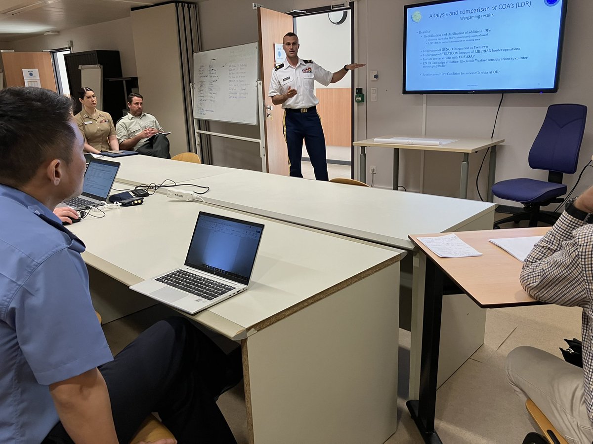 As the Operational Level Exercise concludes in the Royal Military Academy in Brussels with a decision brief to the Commander, Comdt Finn outlines one course of action and Major Singleton summarises.