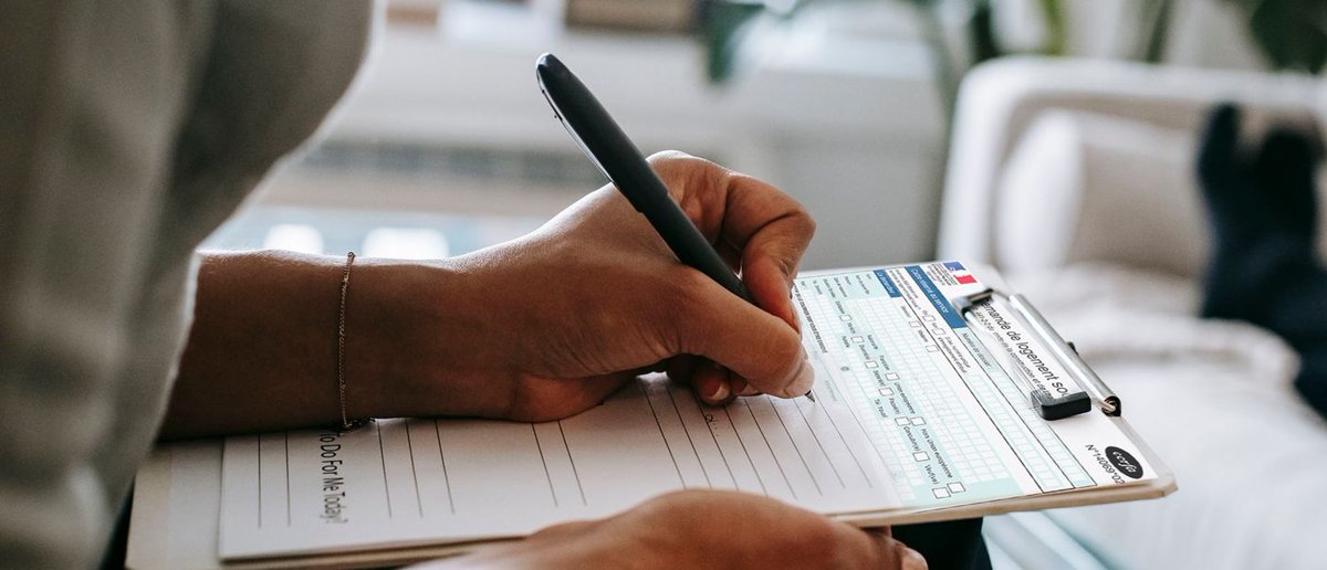 La crise du #logement s'aggrave en France, un record de demandeurs de logements sociaux en 2022 selon l'USH. À L⁴h, nous sommes conscients de l'urgence. Notre engagement : faciliter l'accès à un logement de qualité pour tous. 
l4h-coop.fr/detail/la-cris…