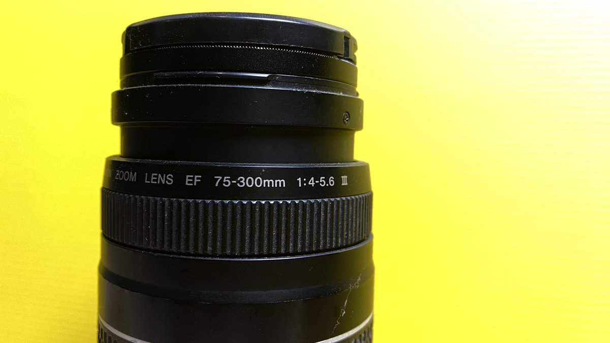 ianalamsukarso's tweet photo. Barangkali ada yg mau nglanjutin jadi majikan Canon 75-300mm, yg lagi nyari lensa tele langsung gas. Info lanjut bisa reply atau DM https://t.co/pD00ixouNY