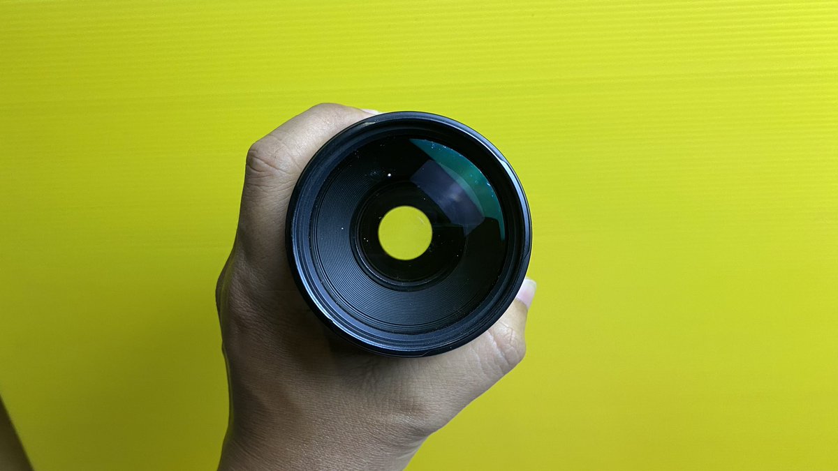 ianalamsukarso's tweet photo. Barangkali ada yg mau nglanjutin jadi majikan Canon 75-300mm, yg lagi nyari lensa tele langsung gas. Info lanjut bisa reply atau DM https://t.co/pD00ixouNY