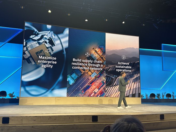 James Marland (@jamesmarland) on Twitter photo Business Networks are front and centre in
<a href="/ChrstnKlein/">Christian Klein</a> key note as he kicks off #SAPSapphire Business Networks are front and centre in
<a href="/ChrstnKlein/">Christian Klein</a> key note as he kicks off #SAPSapphire
