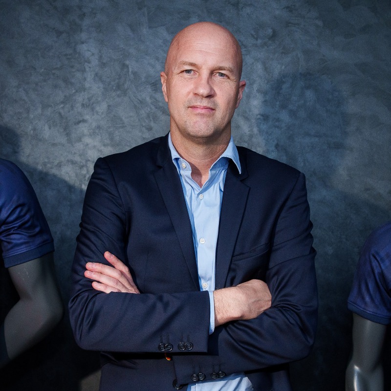 FCBarcelona_cat's tweet photo. Jordi Cruyff es desvincularà del Club el 30 de juny