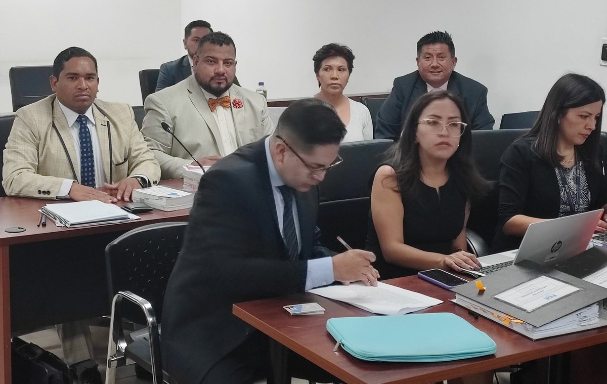 🔴 | Iniciamos 2do. día de audiencia de juzgamiento, en el caso #MariaBelenBernal.
Hemos presentado en el 1er. día, 19 testigos y peritos tendientes a demostrar la materialidad de la infracción.
Hoy presentaremos prueba para demostrar la responsabilidad de los acusados.