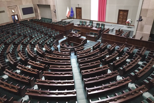 Dt_Pl_Inst's tweet photo. Ein neuer Beitrag unserer Reihe "Im Druckkessel. #Polen|s Parlamentswahlen 2023". Im #DPIBlog erklärt @b_sendhardt das polnische Wahlrecht und Wahlsystem: https://t.co/aHtcz8UnGG

Alle Beiträge zur #Polenwahl finden Sie hier: https://t.co/DFsz3g0JDQ https://t.co/RPd1xnY9ze
