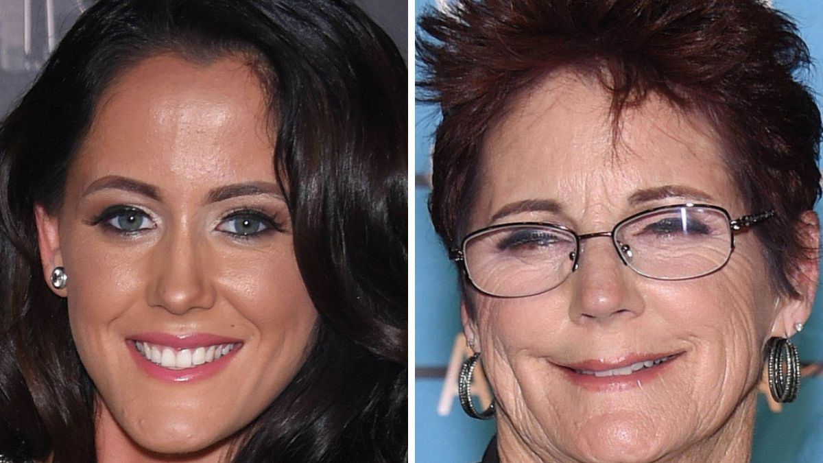 Monsters & Critics: Jenelle Evans and her mom Barbara reunite for Mother’s Day: ‘It’s nice when we can get along’ #crime #news https://t.co/Dnvo8ABHuM https://t.co/Rp1lhgSEe7