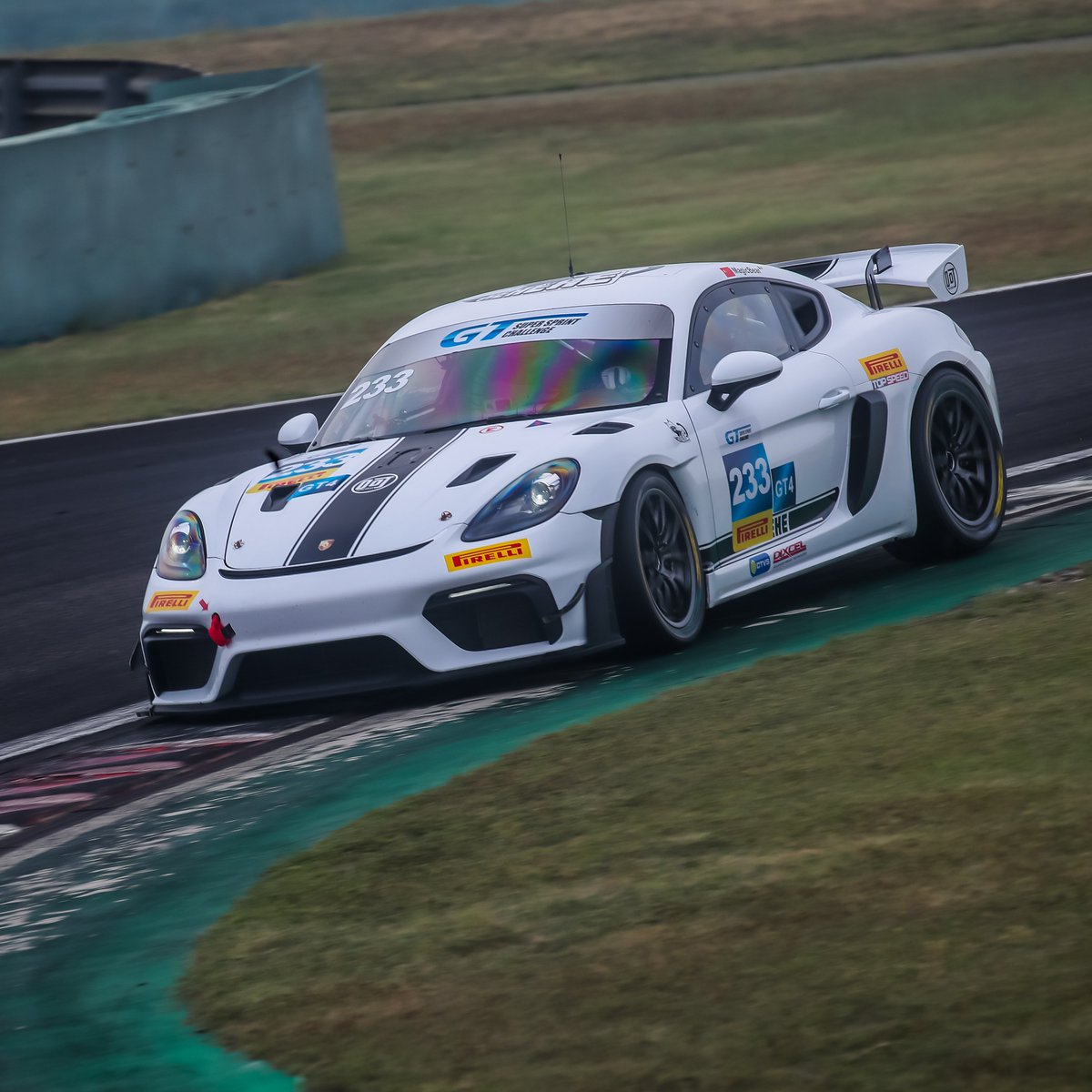 PorscheMAP's tweet photo. Double victory delight for Lin Weixiong!

The Absolute Racing driver continued his strong start to the 2023 GT Super Sprint Challenge campaign in Shanghai, winning both races in the GT4 category.

#Porsche #PorscheCustomerRacing #GTSSC https://t.co/dgFQGBAbSS