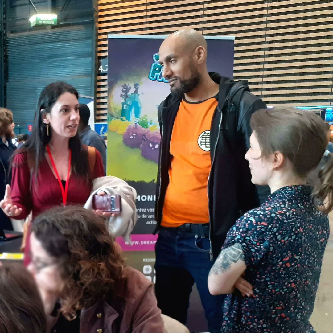 NGamagora's tweet photo. Nous avons eu la chance de recevoir sur notre stand Sarah Beaulieu, narrative director sur Assassin's Creed Mirage, et Dinga Bakaba, Studio director et game director d'Arkane Lyon.

Un grand merci à vous pour vos retours et vos conseils qui nous serons utiles pour la suite ! https://t.co/zzAWoUSoMu