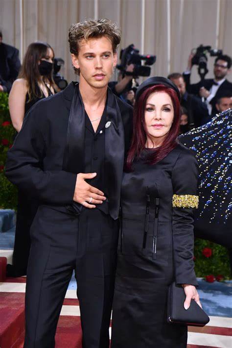 Priscilla Presley tweet media