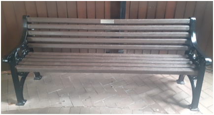 NHSTayside's tweet image. A huge thank you to @HarrisAcDundee for their continued support of Roxburghe House!

Each month the fundraising team sends beautiful flowers and at the end of each year they also donate a large item - this year it's a beautiful bench &amp;amp; chair.

Read more ➡️ tinyurl.com/4pa3h3t9